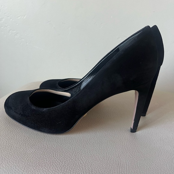 Gucci Classic Black Suede Round Toe High Heels Women’s Size 37 - Picture 4 of 13